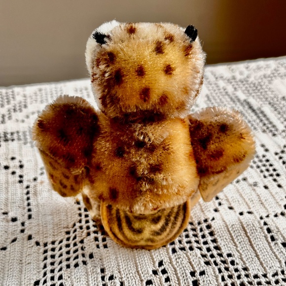 Steiff 1960s Wittie 4” Owl with Green Glass Eyes - Picture 4 of 10